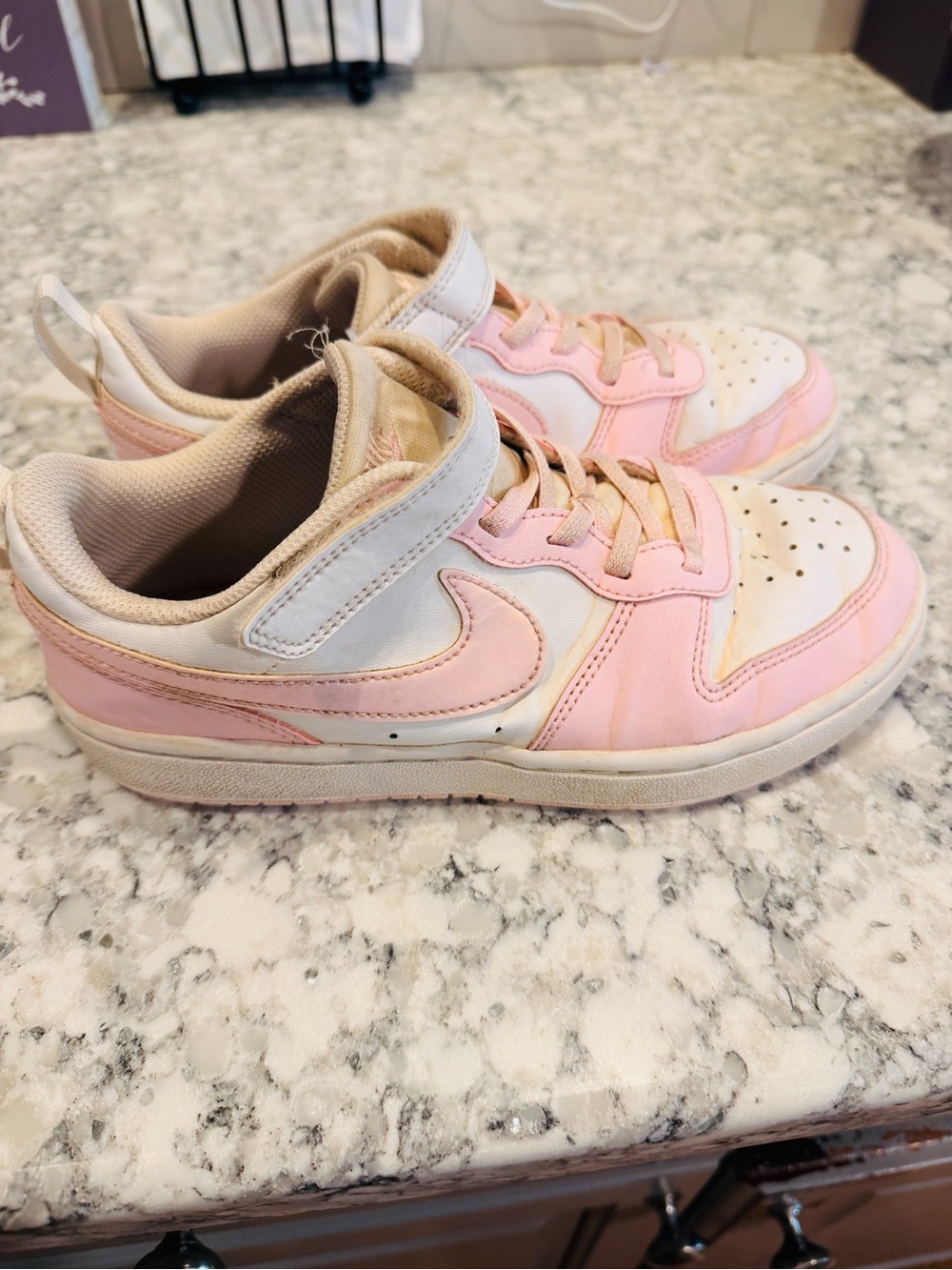 Nike Kids White and Pink Low-Top Sneakers with Velcro Strap